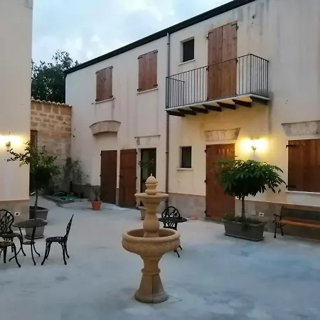 Gospodarstwo wiejskie Baglio Delle Rondini - *